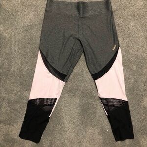 Victoria Secret PINK Ultimate Leggings